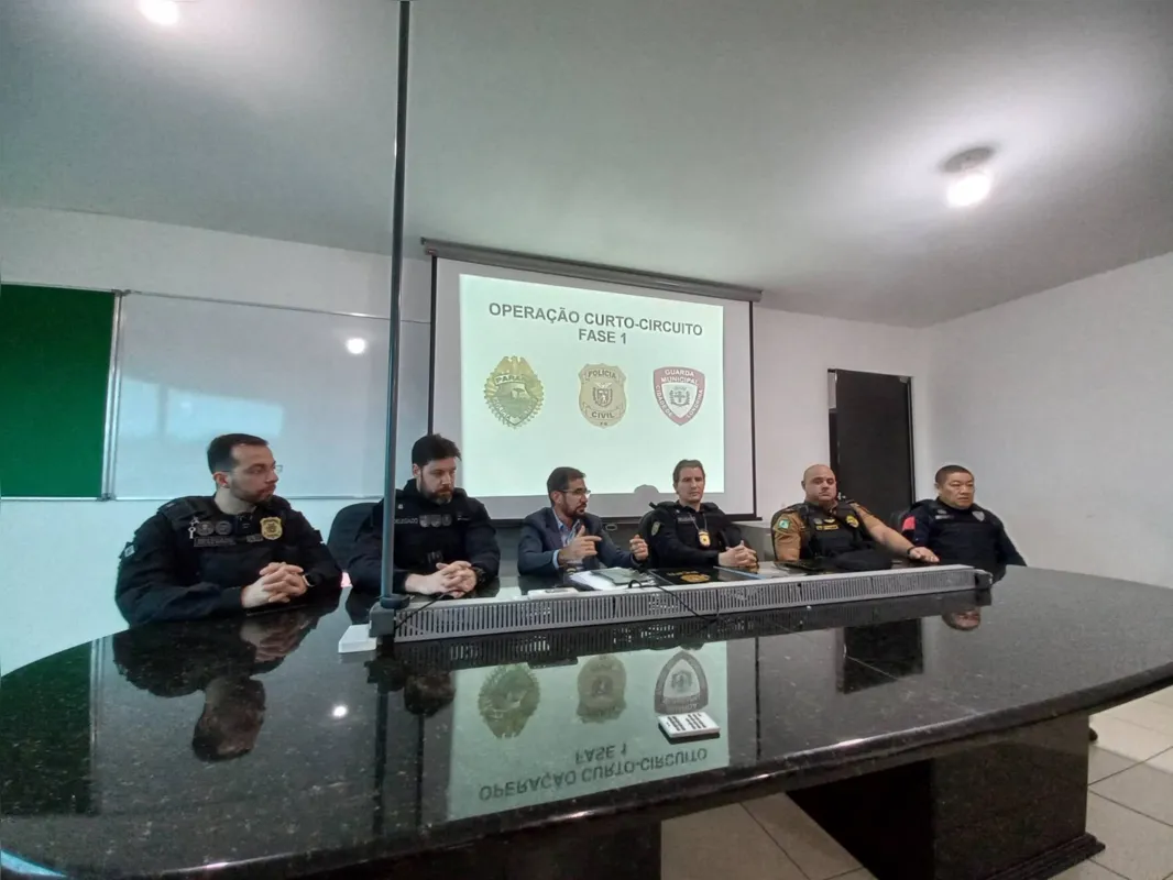 Mais de cem agentes de segurança participaram da primeira fase da operação Curto-Circuito