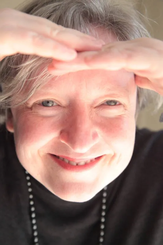 Karen Debértolis: “Muitas vezes não temos esta oportunidade de interação, de comunhão mesmo com os artistas da América Latina, especialmente da América do Sul, de língua espanhola"