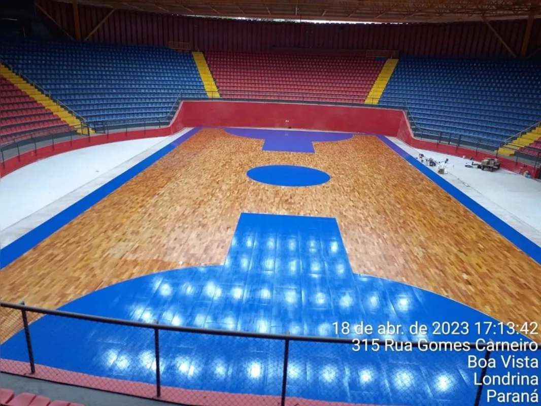 Imagem ilustrativa da imagem Prefeito confirma reabertura do Moringão com futsal e show do Rei