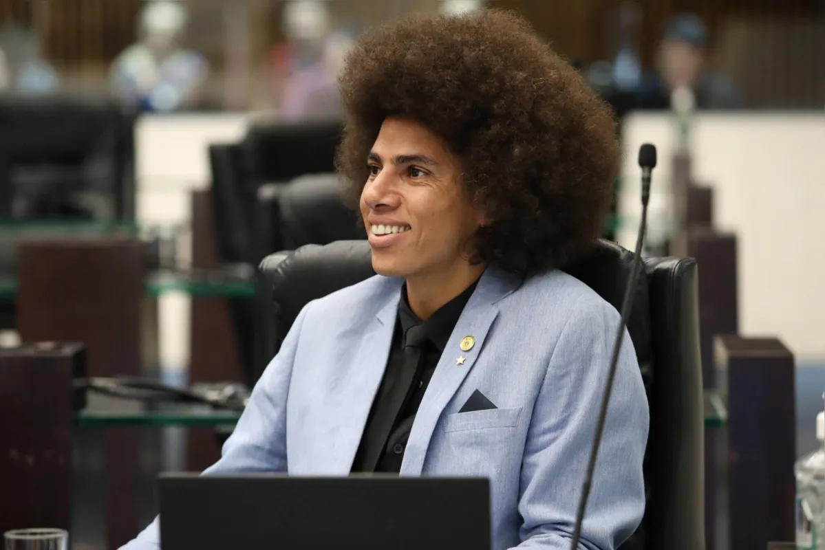Como ato de coragem cidadã, sou Renato Freitas e me desmancho de orgulho disso