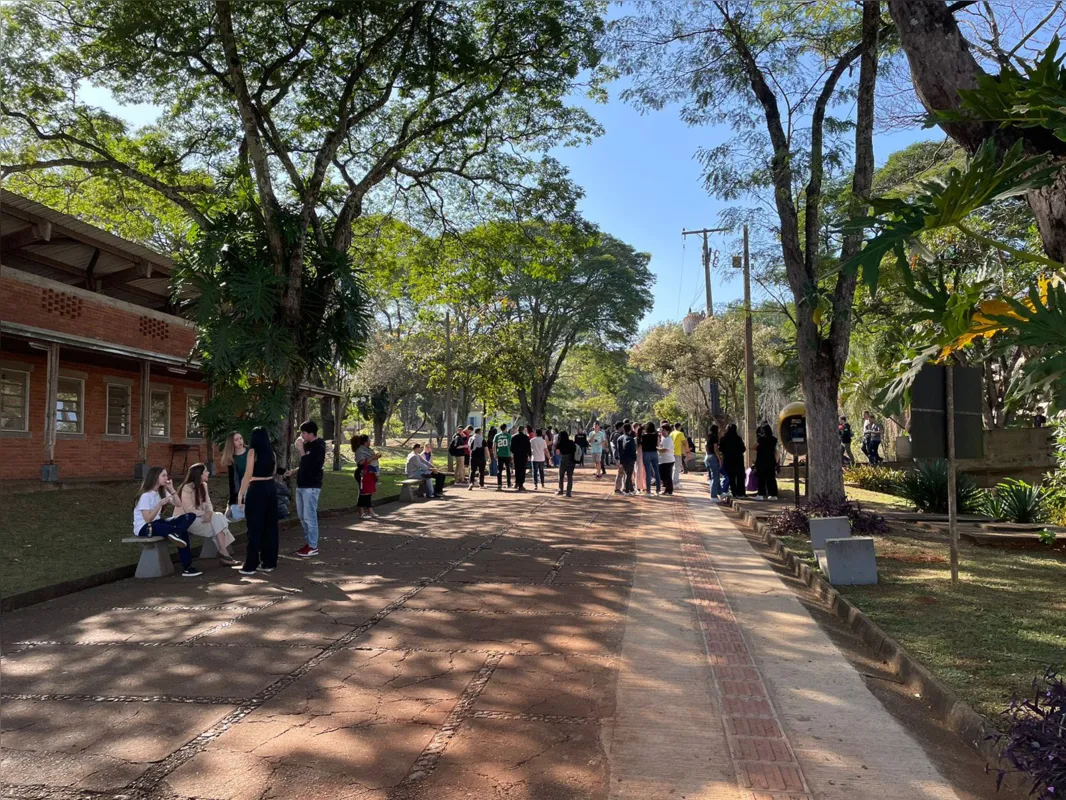 Calçadão do campus universitário
