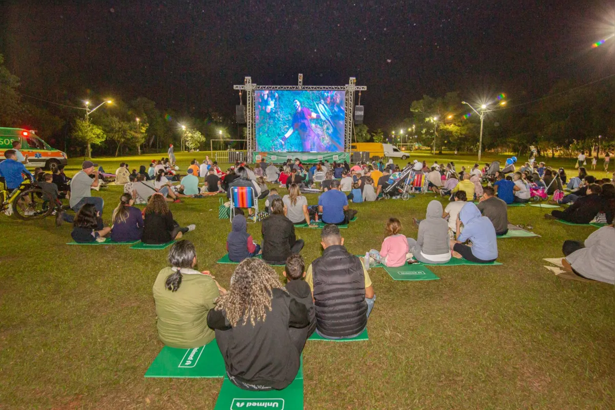 Cinema ao ar livre no Unimed Inspira Cultura
