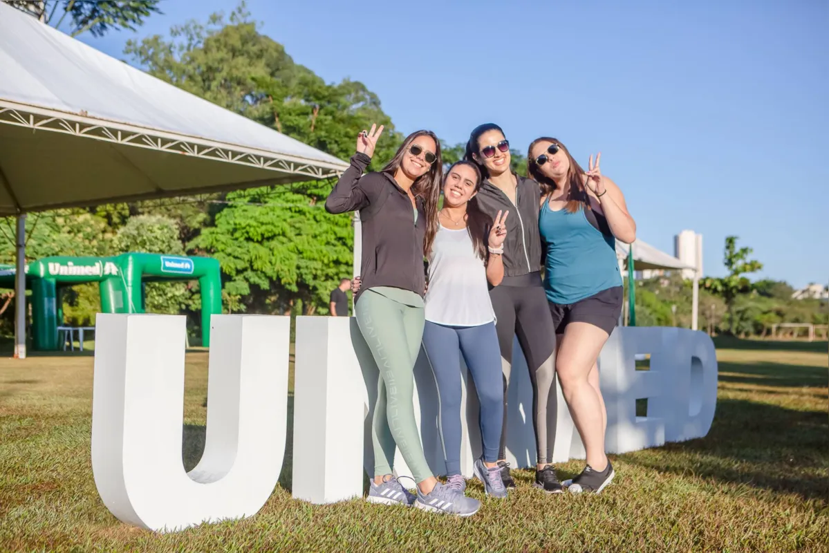 Bruna Ianegitz, Isabela Bandoni, Luana Bertolucci e Mariana Rodrigues