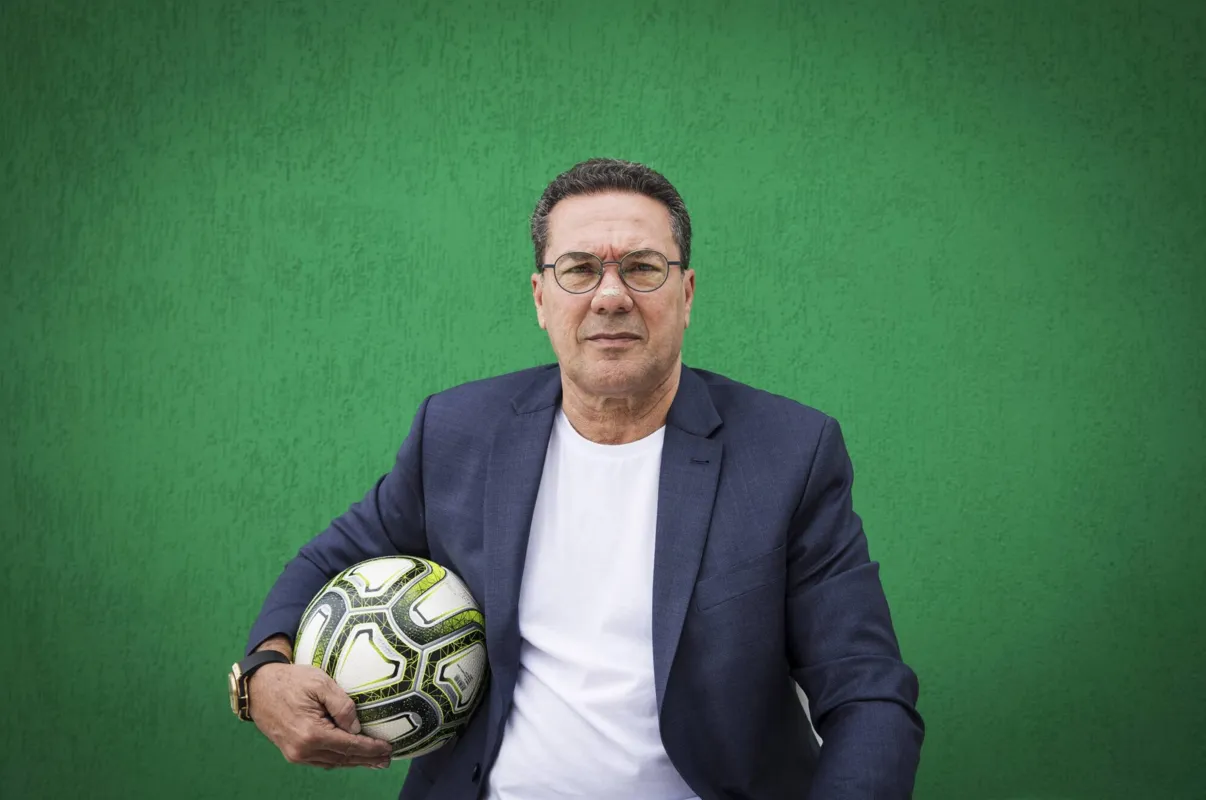 A negociação entre a diretoria e Luxemburgo foi rápida e ele não fez muitas exigências