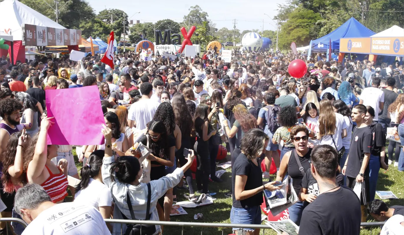 No evento, foi divulgada em primeira mão uma edição especial da Folha de Londrina com os nomes de todos os aprovados