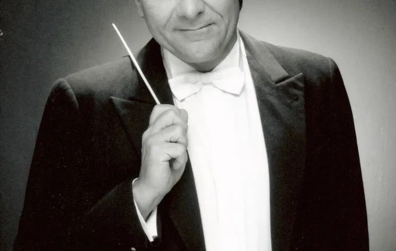 O maestro Alessandro Sangiorgi