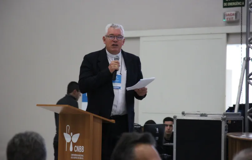 Dom Geremias, Arcebispo de Londrina, discursa na 60ª Assembleia Geral da CNBB, em Aparecida