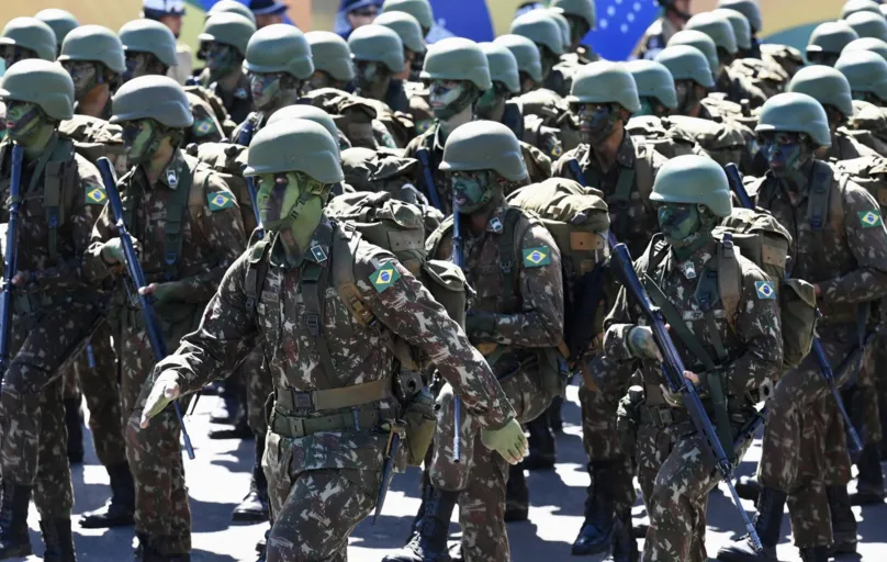 Brazilian Army soldiers take part in the Independence Day parade in Brasilia, on September 7, 2023. (Photo by EVARISTO SA / AFP)