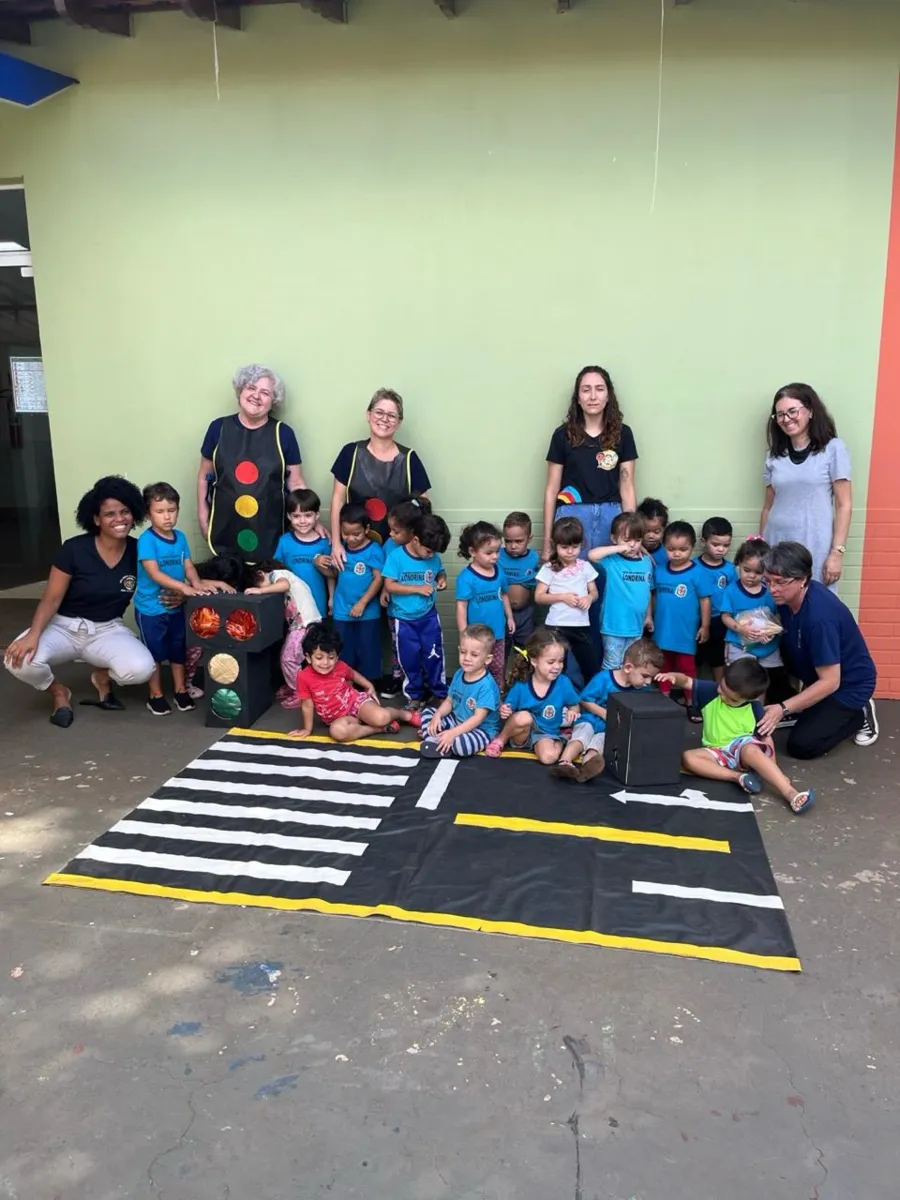 O CMEI Abdias do Nascimento, localizado no Conjunto Pindomara, trabalha com Educação no Trânsito com recursos como contação de histórias e música