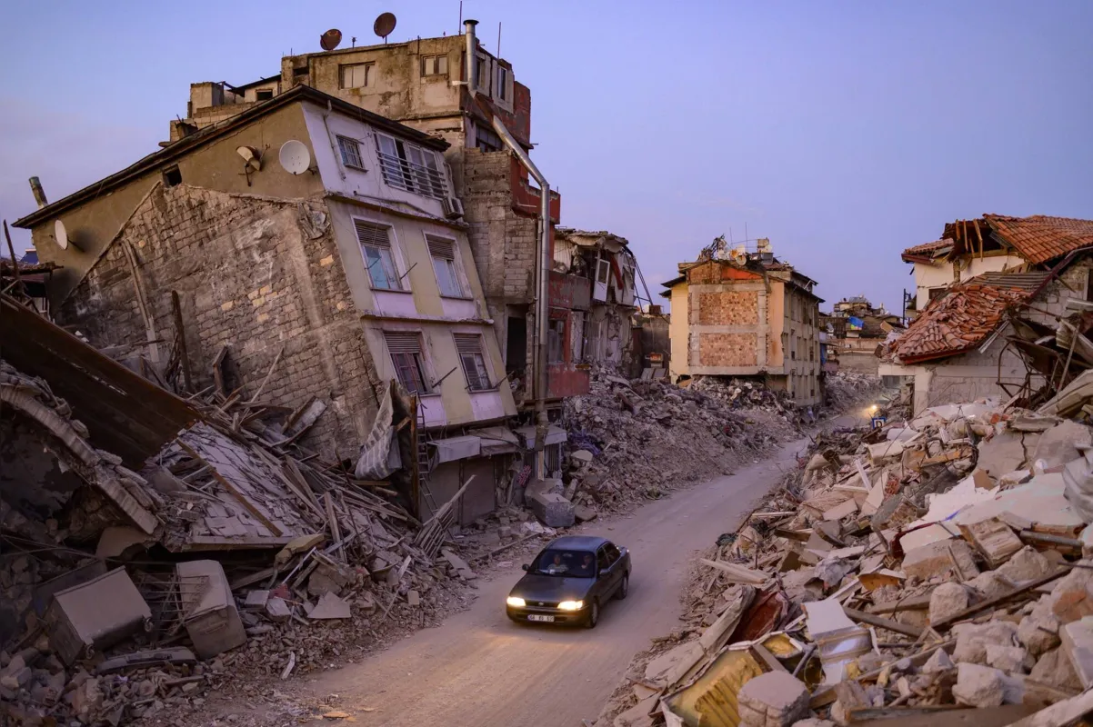 Na madrugada de 6 de fevereiro, o sudeste da Turquia e parte da Síria foram devastados por um dos terremotos mais mortais dos últimos 100 anos