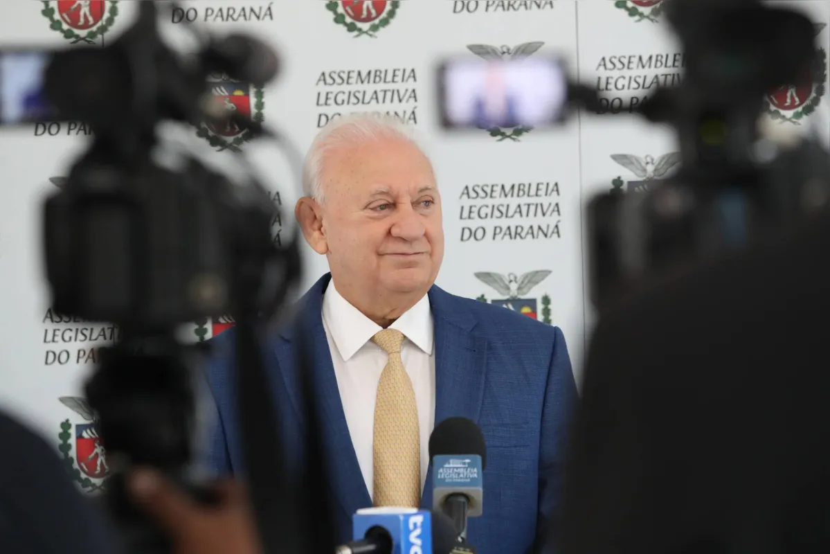 Ao firmar um acordo de não persecução penal com o MP-PR,  Ademar Traiano confessou ter pedido R$ 100 mil para renovar o contrato da TV Assembleia com a TV Icaraí