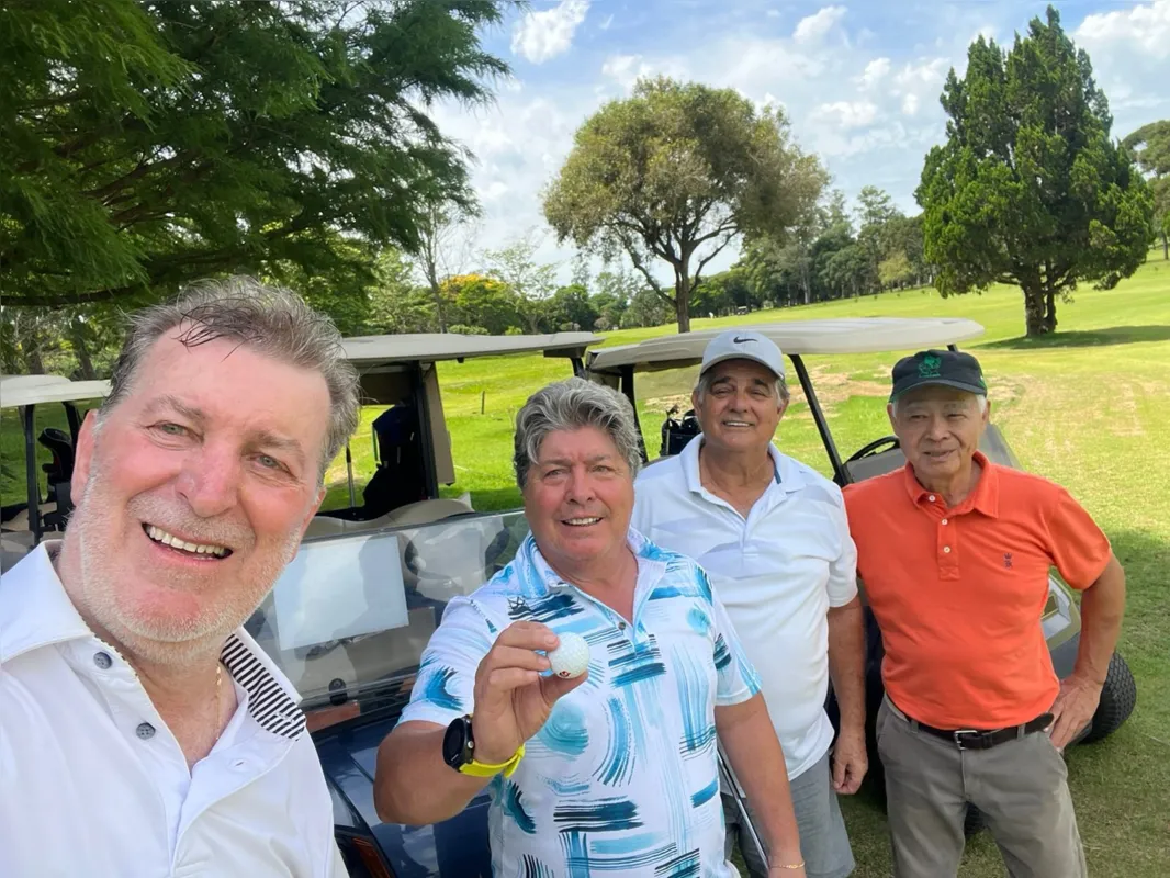 Ariovaldo Chiquito, o autor do hole one Benedito B. Graça Sobrinho, Jalde Porto e Eurico Komatsu