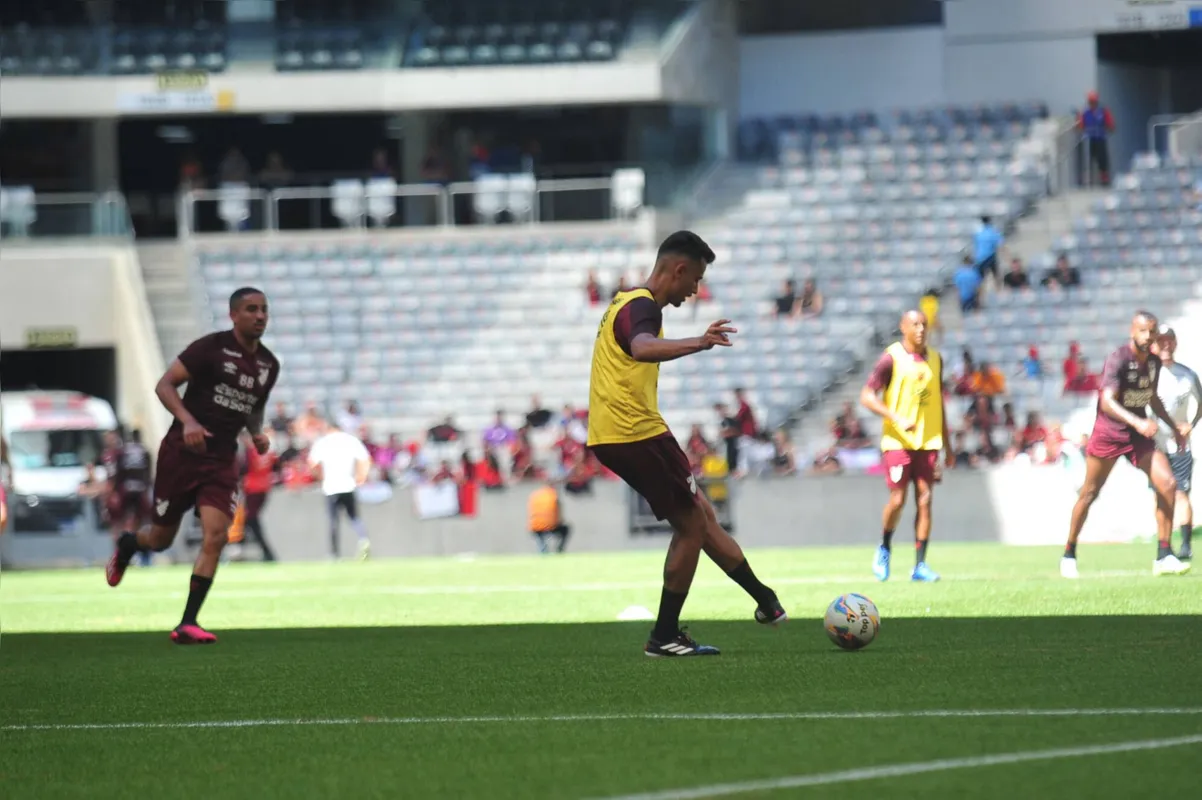 O Ahtletico fez treino aberto à torcida e vai a campo com o time principal contra o Andraus