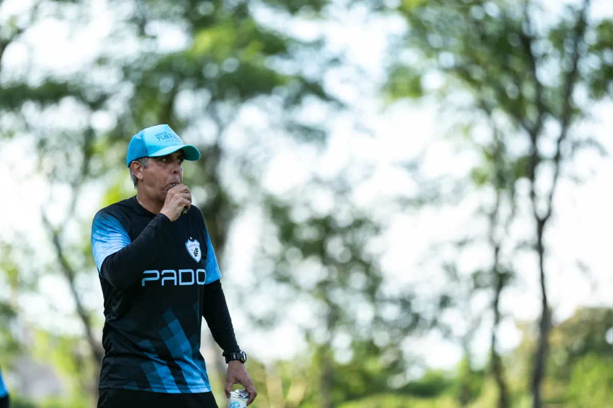 Emerson Ávila tem problemas para escalar o Londrina para o jogo do próximo domingo contra o Ypiranga (RS), no estádio do Café