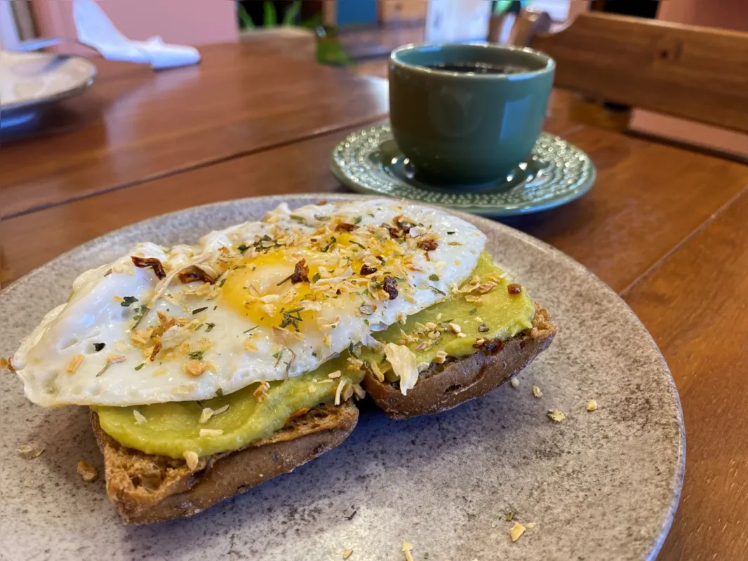 Imagem ilustrativa da imagem Avocato toast é delicioso