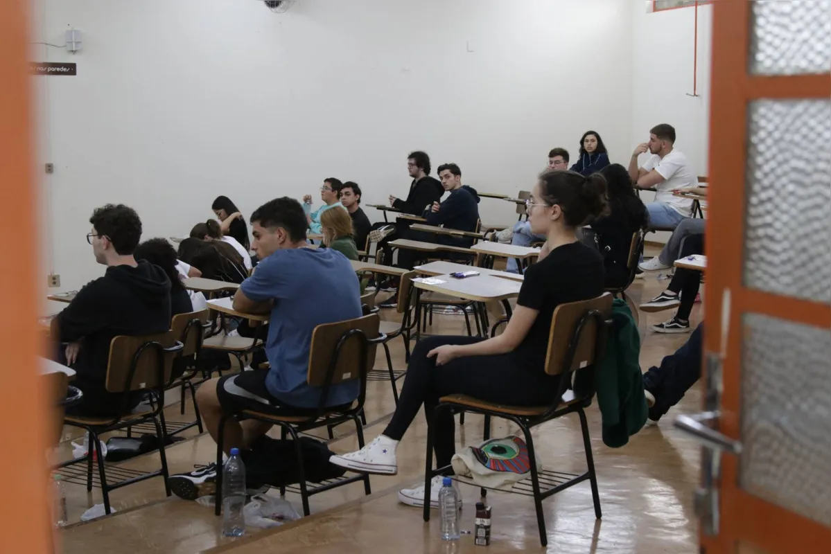 Imagem ilustrativa da imagem Baixo índice de abstenção marca segunda fase do Vestibular da UEL