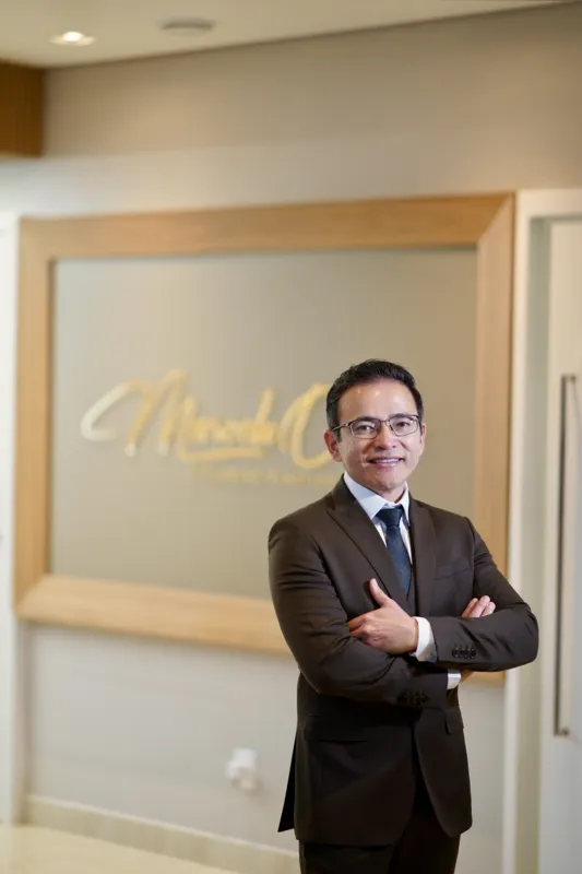 “Entrego, nesses três dias, tudo o que eu gostaria de ter ouvido há 13 anos, mas não havia ninguém para me falar”, afirma o anfitrião, Dr. Marcelo Ono