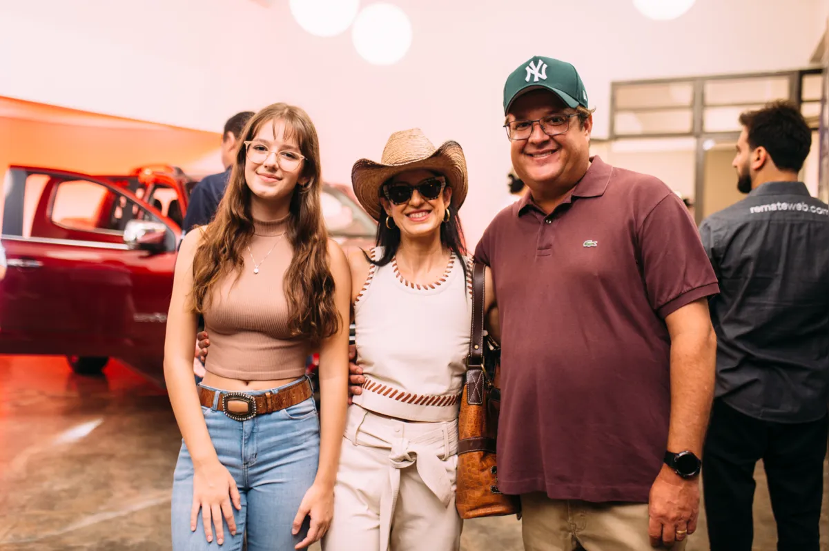 Eugênia Garcia e Pedro Stochero com a filha Beatriz