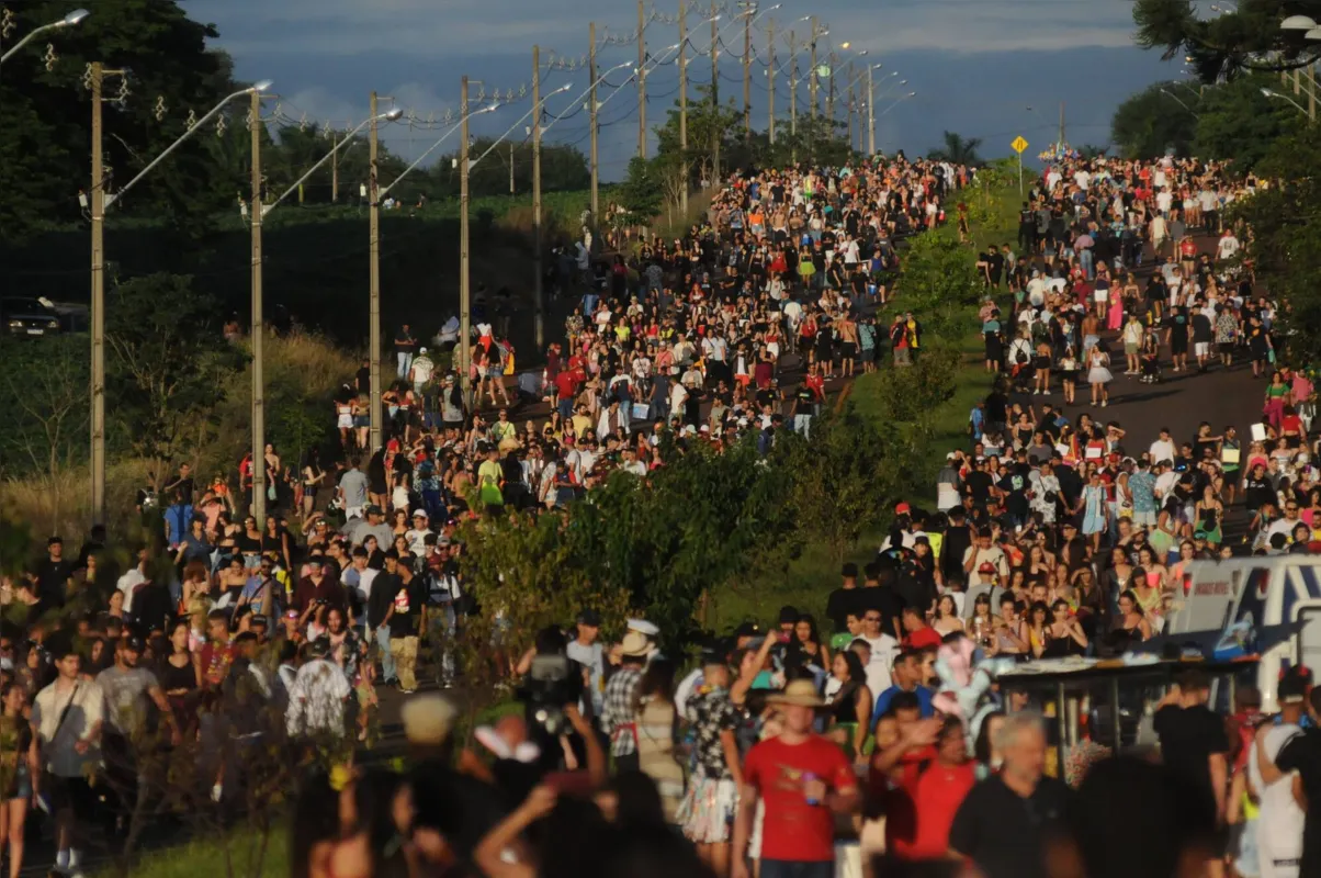 O Carnaval de Londrina cresceu em relação às últimas décadas, hoje, cerca de 30 mil foliões se reúnem para brincar nos espaços públicos