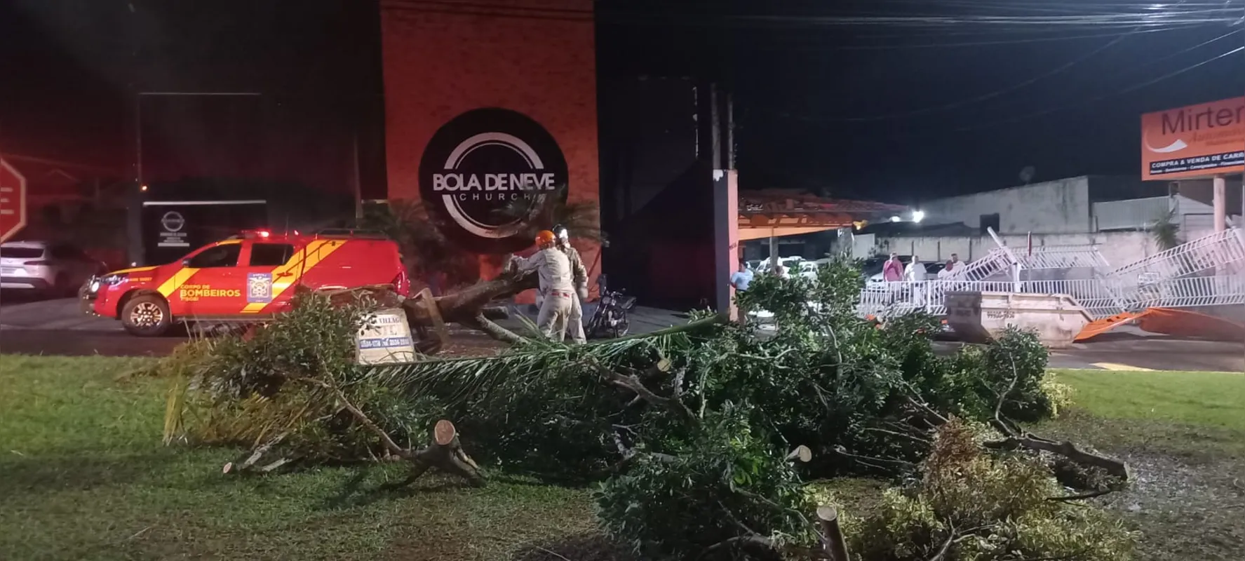 Imagem ilustrativa da imagem Chuva e ventos causam estragos em Santo Antônio da Platina