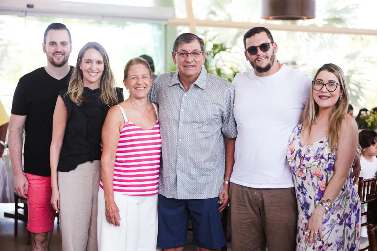 Vera e Cizo com a família
