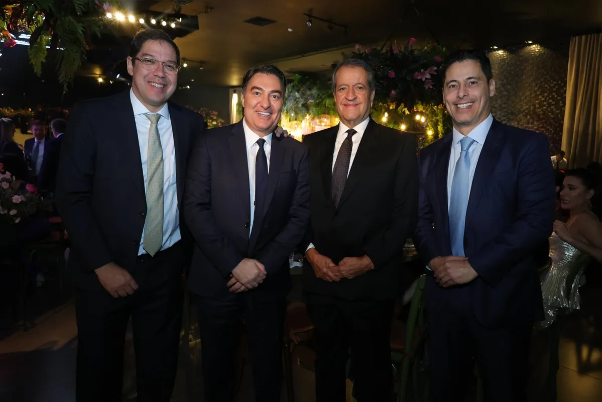 Altineu Cortes (Dep.Federal), Fernando Giacobo (Dep. Federal), Valdemar Costa Neto (presidente do PL) e Márcio Alvino (Dep. Federal)