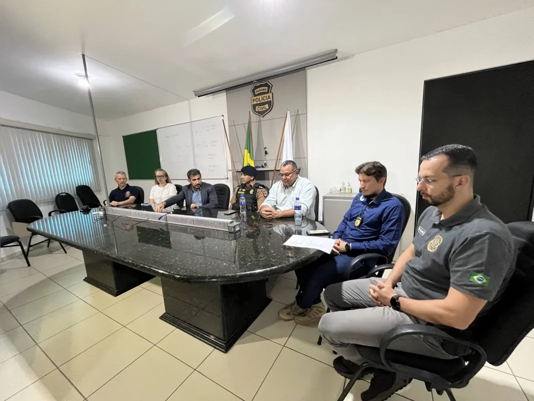 Fiscalização foi conjunta e teve a participação das polícias Civil e Militar, GM e prefeitura