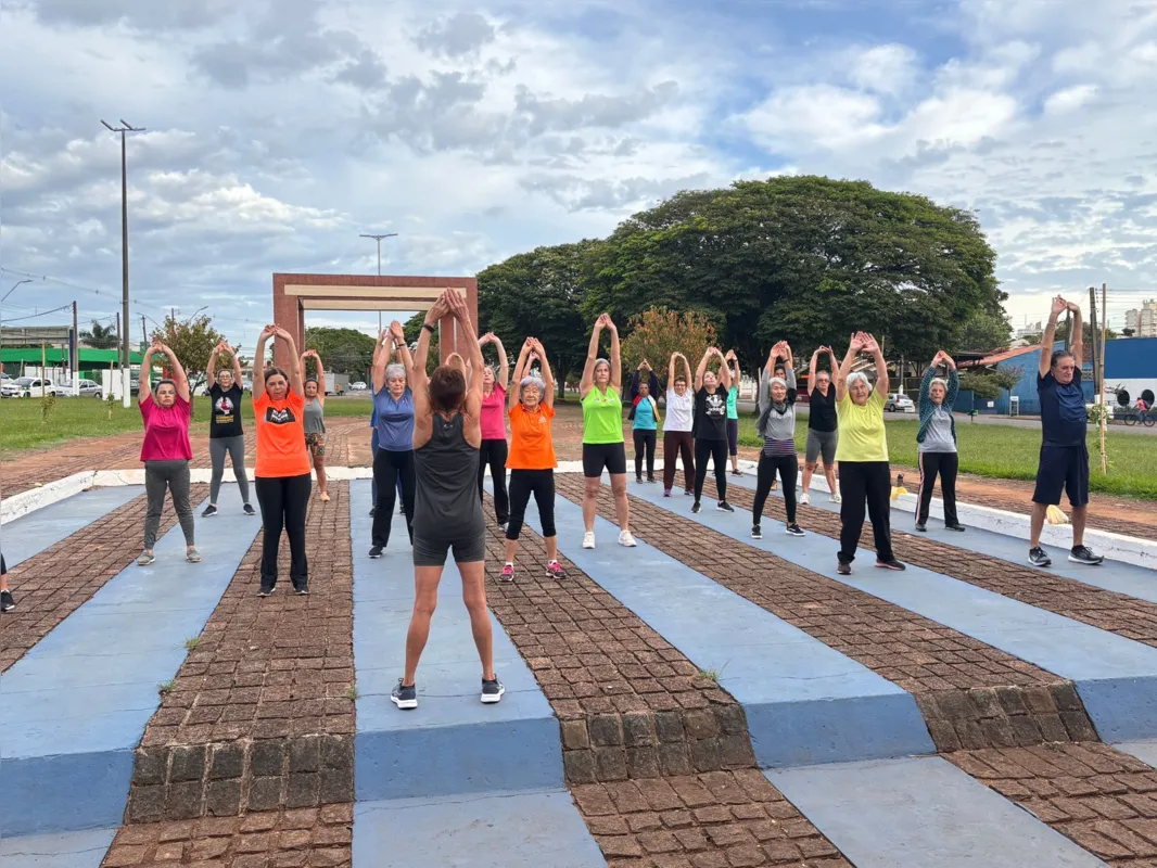 Imagem ilustrativa da imagem Em Londrina: prática de arte marcial chinesa em praça completa 18 anos
