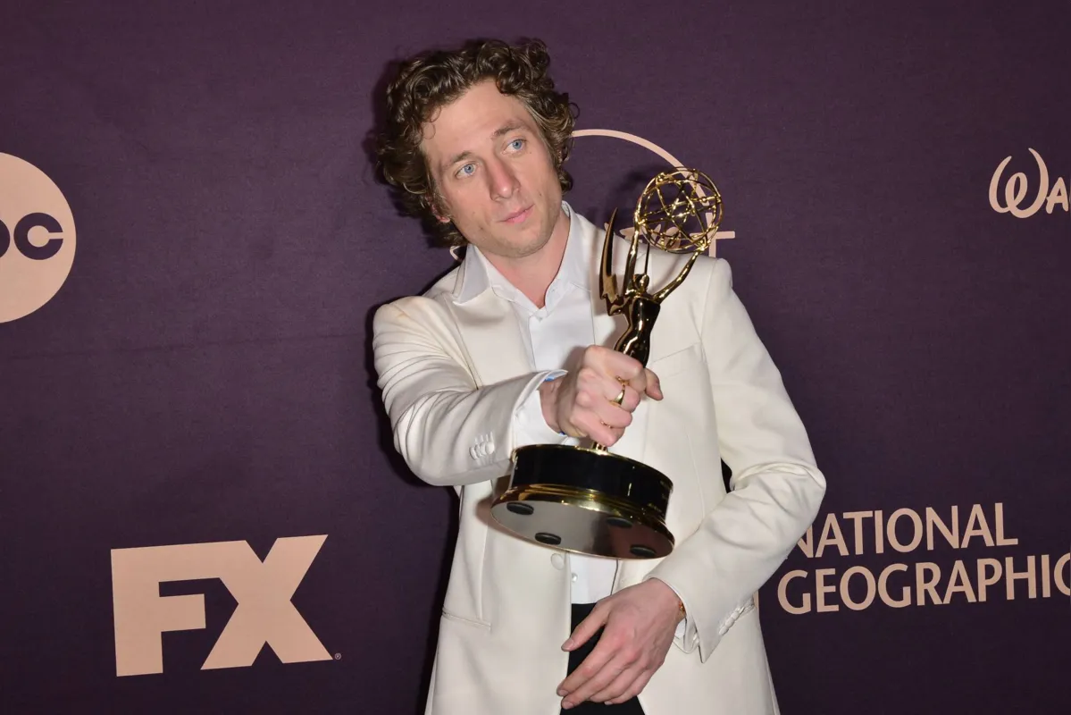 Jeremy Allen White: melhor ator em série de comédia por atuação em "O Urso"