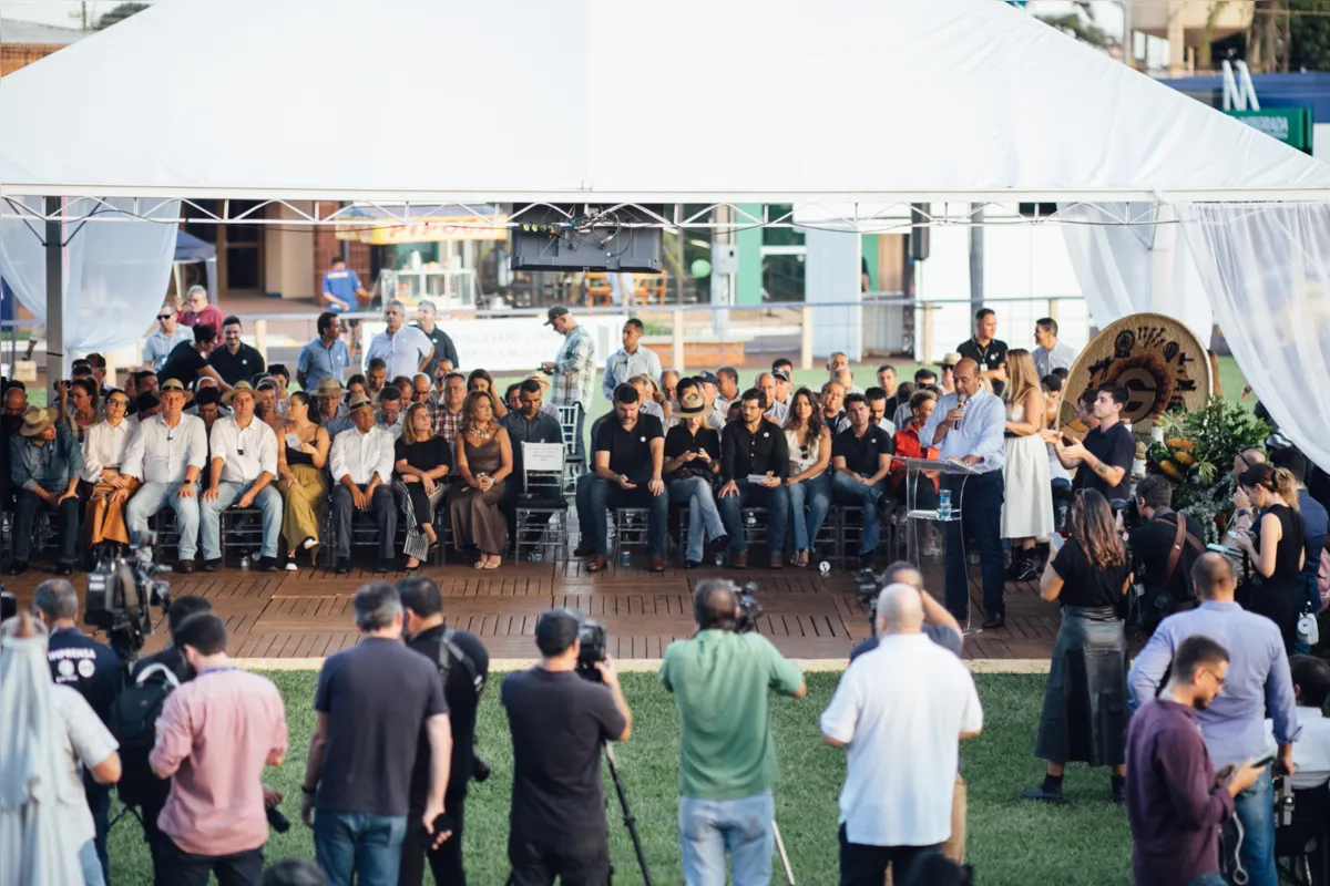 ABERTURA EXPO