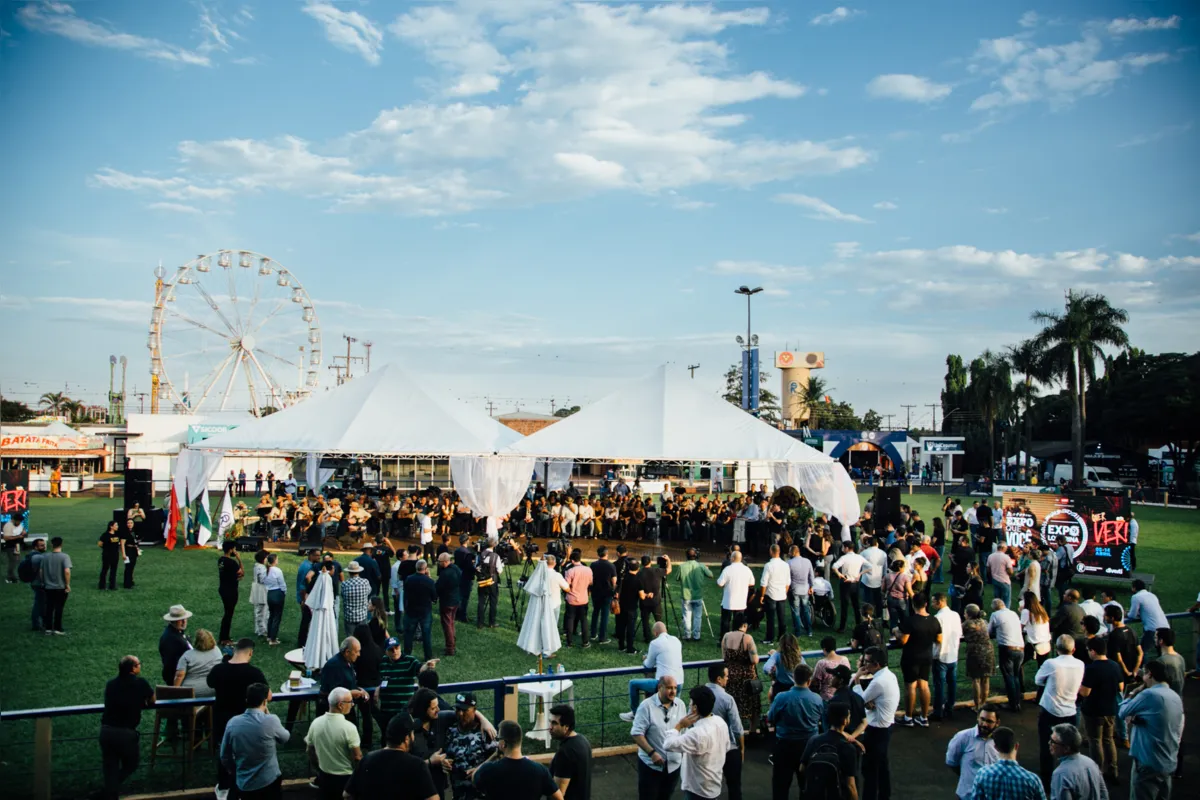 ABERTURA EXPO