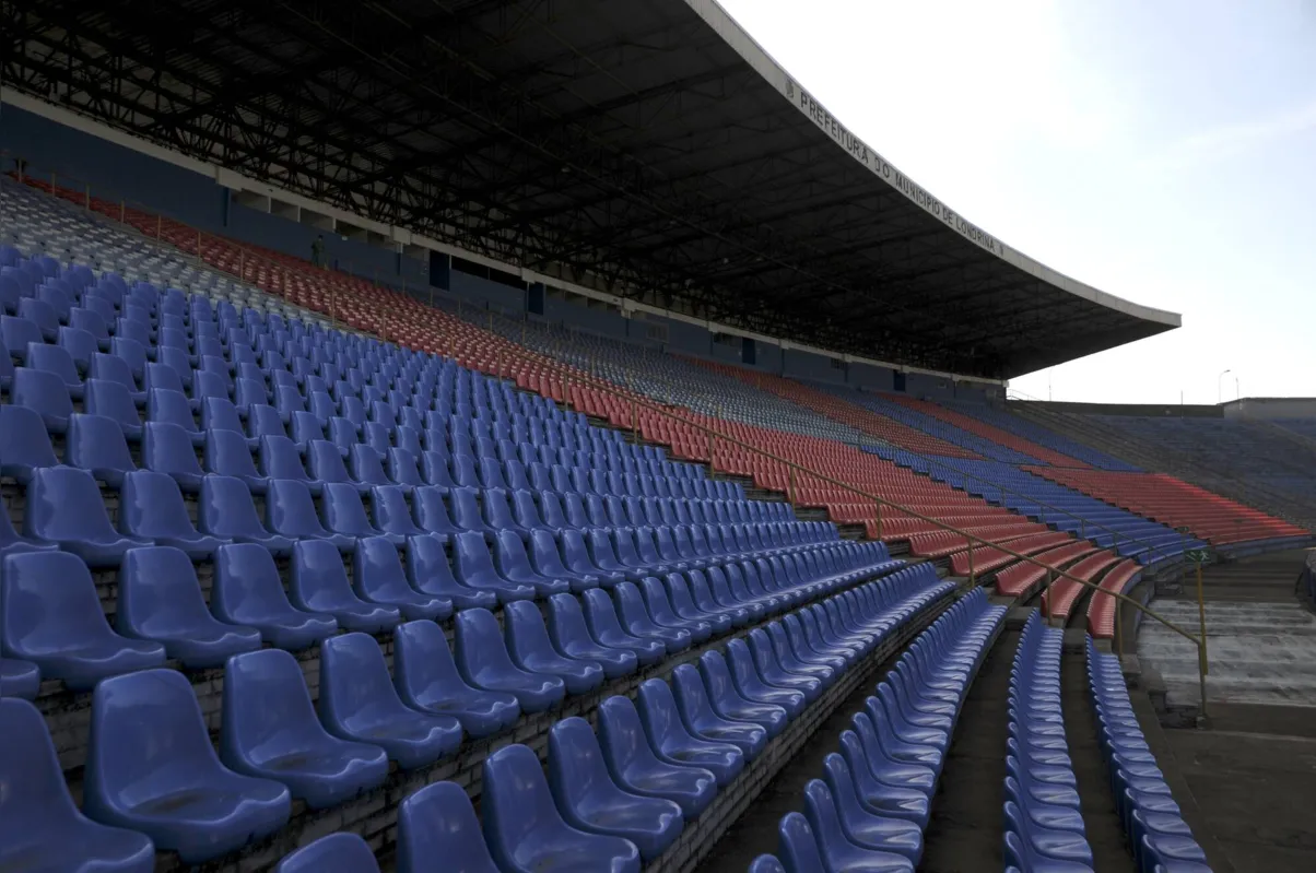 Estádio do Café possui 8,3 mil cadeiras, dos quais 5,2 mil são cativas, mas apenas 700 proprietários estão com os pagamentos em dia