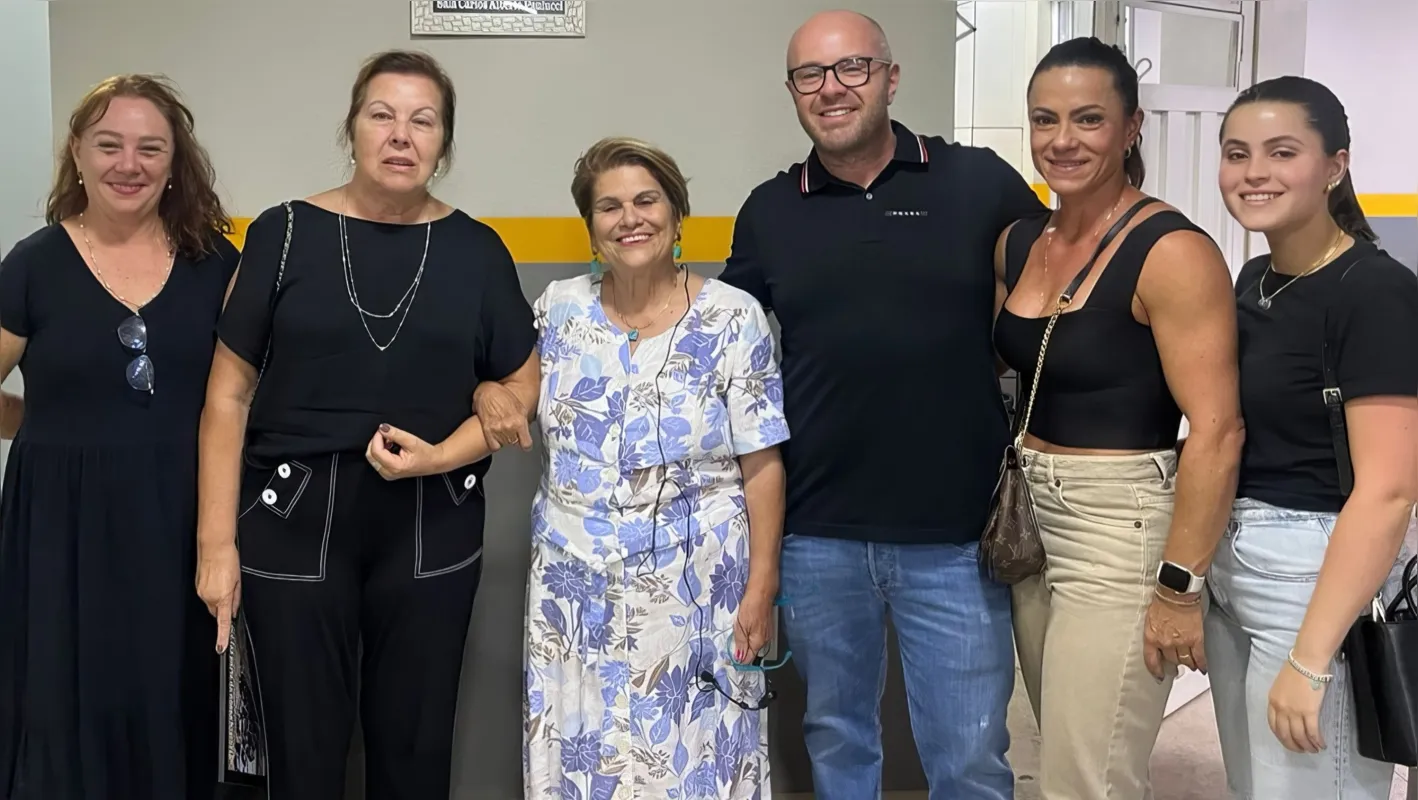 Imagem ilustrativa da imagem Fê Cortez fez palestra na BPW Londrina