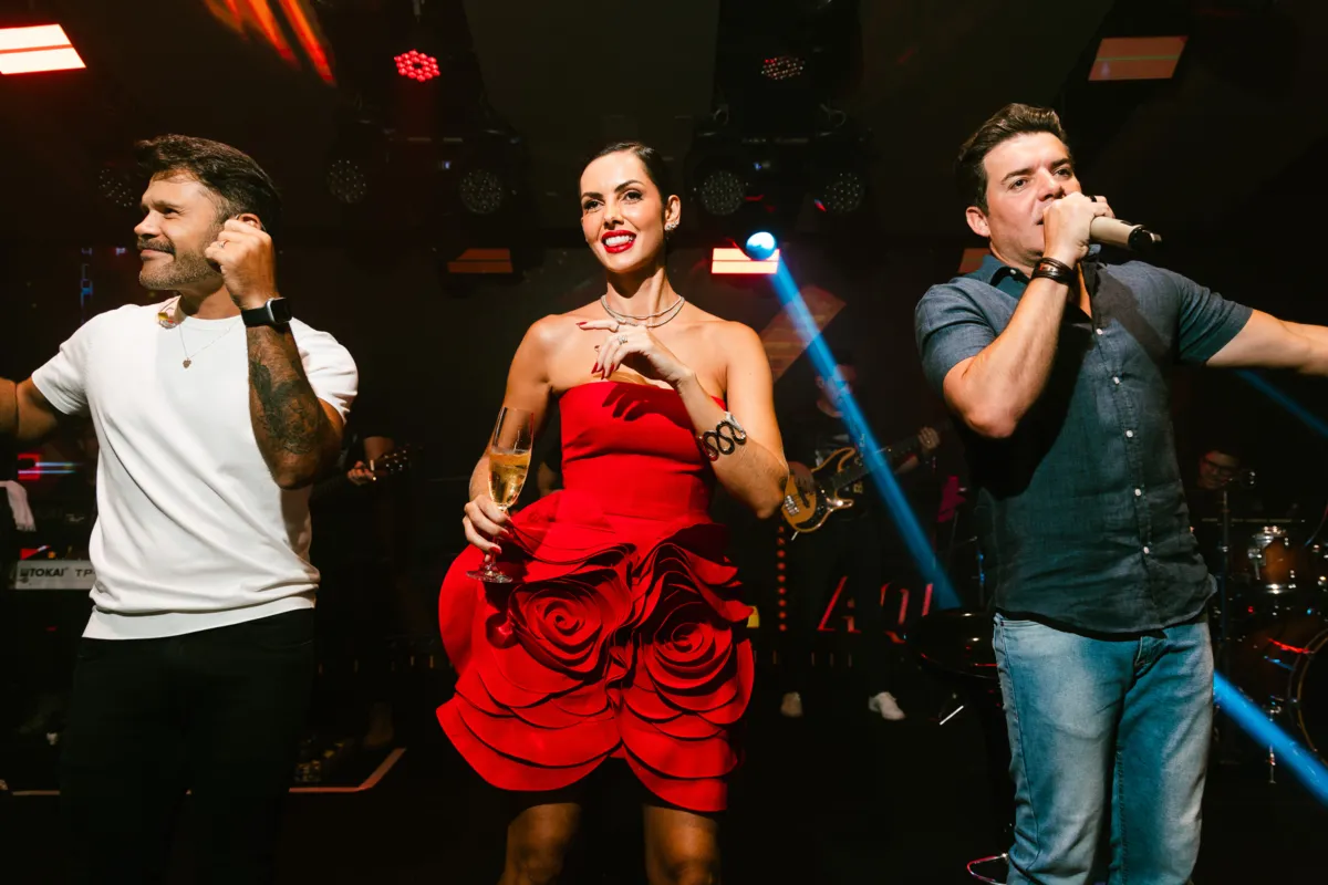 Vavá com a dupla, atração mais que especial da noite, Marcos & Belutti