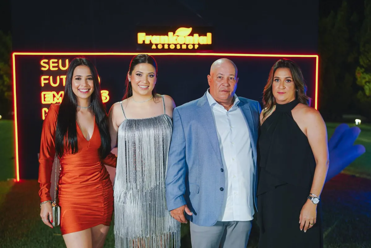 Leticia, Gioavana, Luciano e Claudia Couto