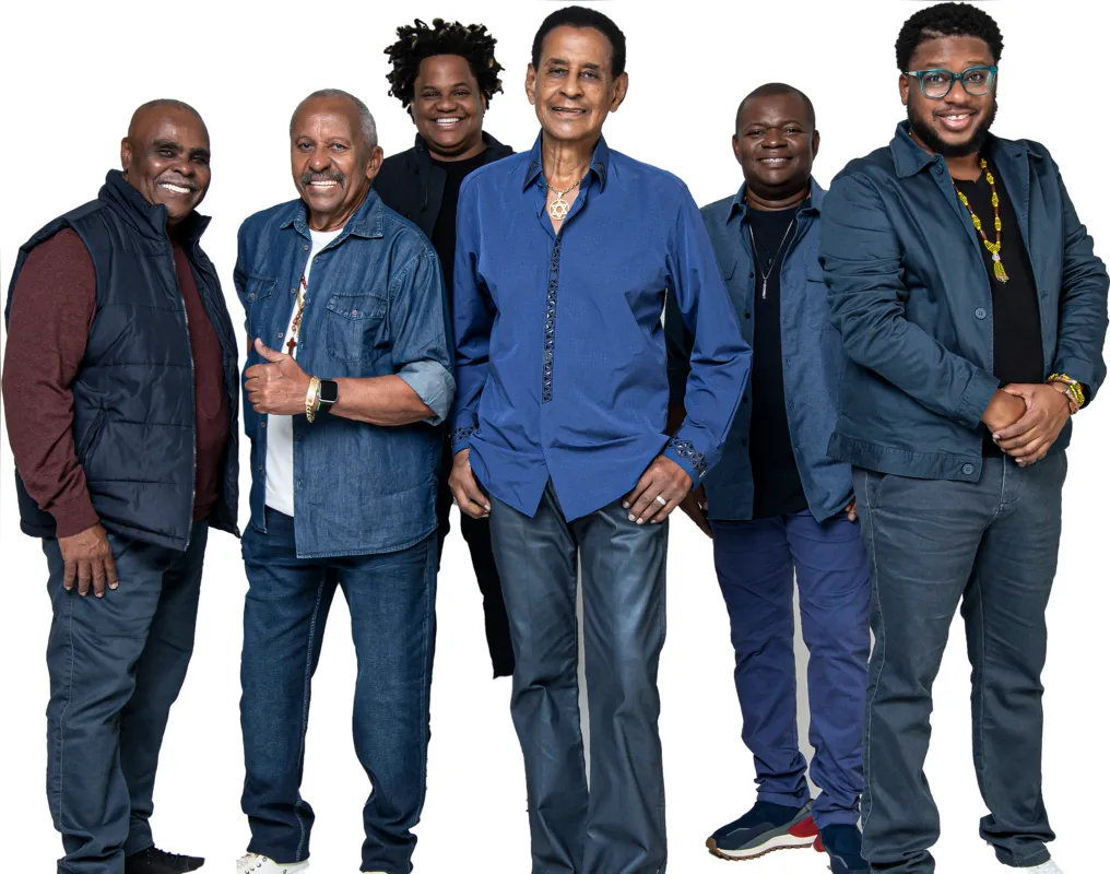 Fundo de Quintal: grupo celebra a volta a Londrina onde já reuniu um público de 2.500 pessoas num único show de "puro suco do samba"