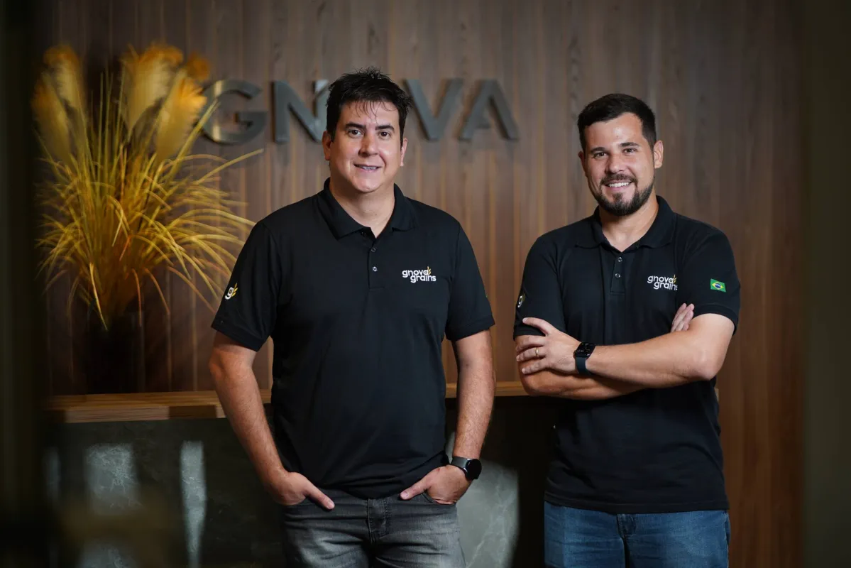Ronan e Fernando oferecem, com a Gnova, soluções inovadoras e suporte contínuo aos agricultores e empresas do setor