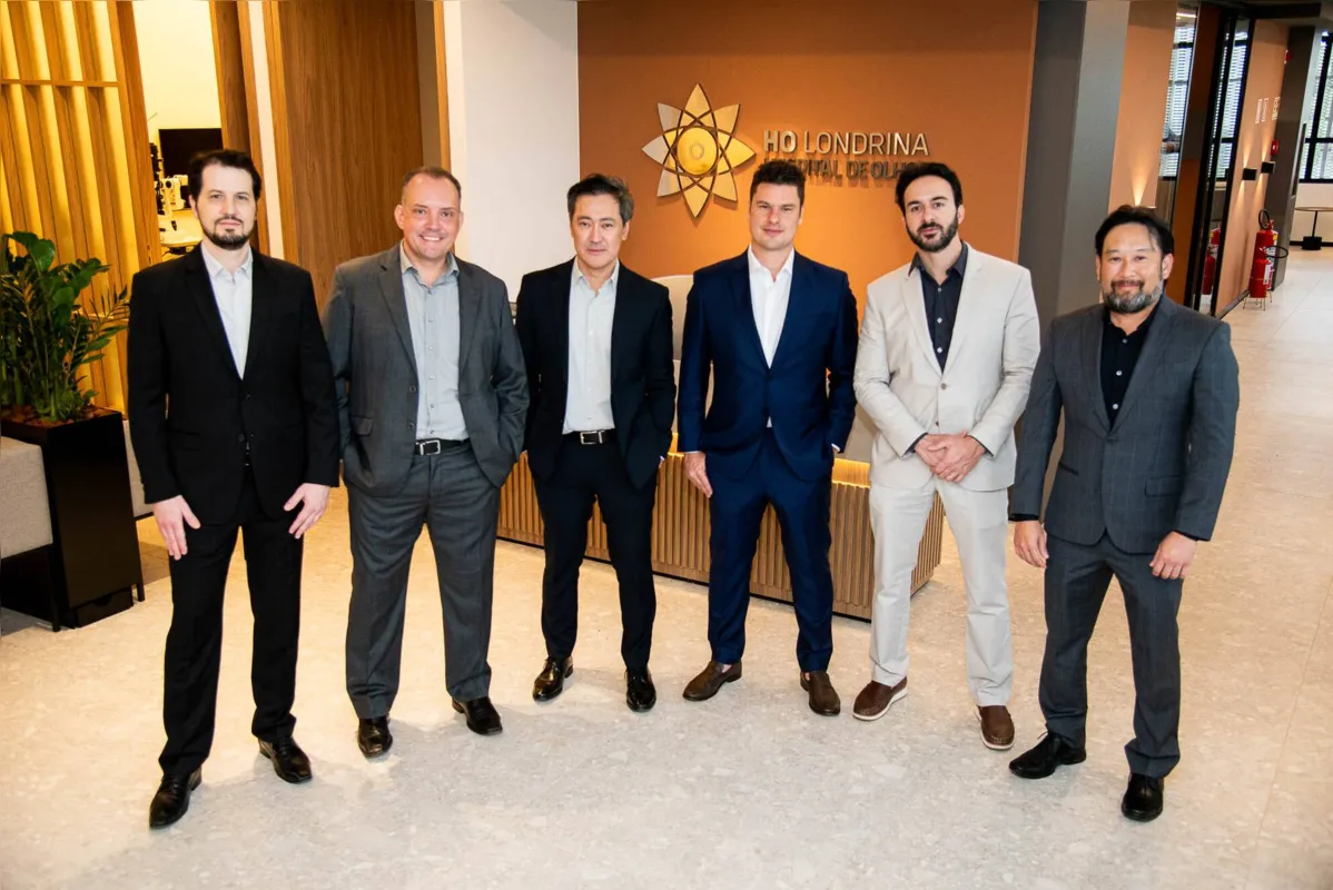 Os anfitriões Luiz Ângelo Rossato, Flávio Ribeiro, Wlademir Kawagoe, Arthur Buffara van den Berg, Jayme Alves Jr e Leandro Fujii