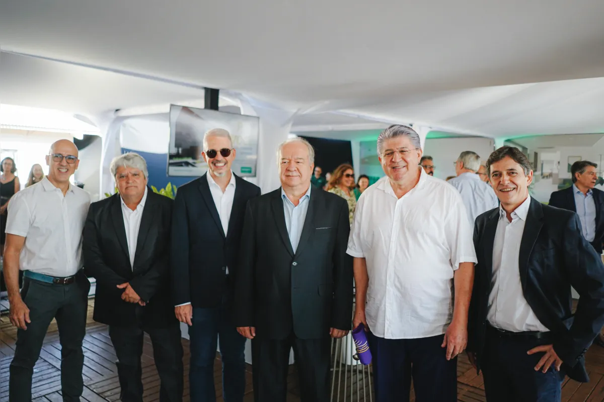 Dr. Sérgio Ricardo Spinosa, Dr. Marcos Abel, Dr. Ricardo Marinho, Dr. Rubens Martins Jr., Padre Carlos Escobar e Dr. Antonio Carlos Valezi