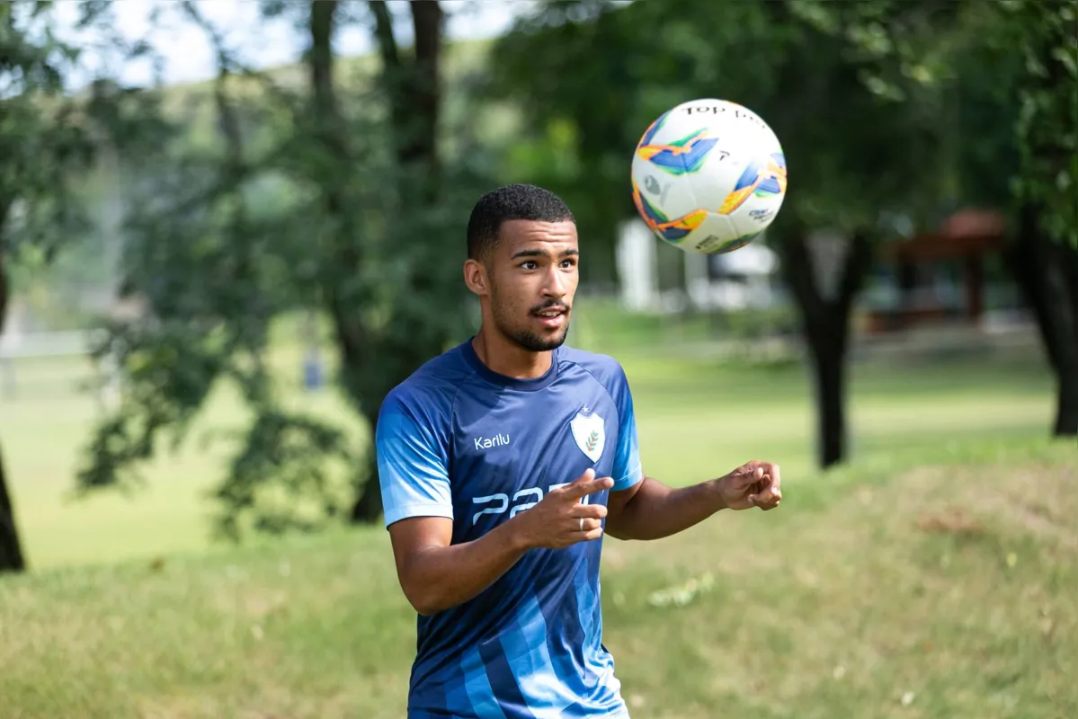 O volante Victor Hugo deve ser a única novidade do Londrina para o jogo em Alvorada do Sul: na ZR, Tubarão busca a primeira vitória no Paranaense
