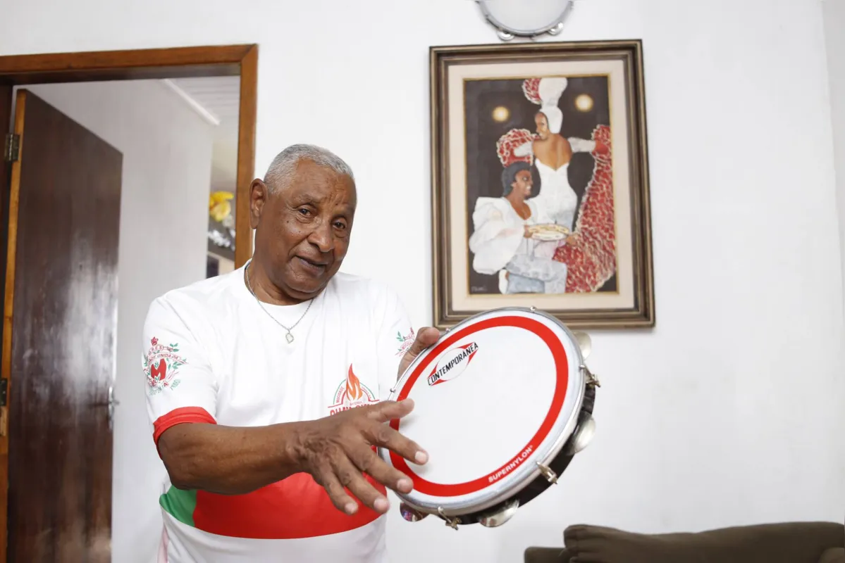 Osmar Novaes: um dos criadores da Chão de Estrelas vinha de São Paulo para Londrina trazendo novidades para o desfile da escola