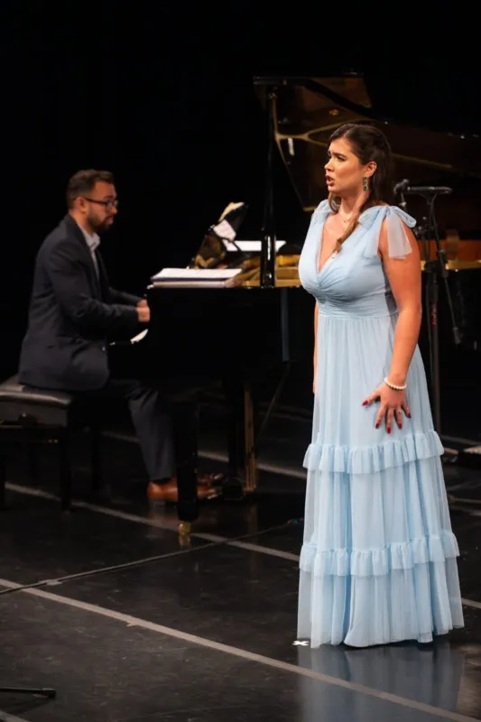 Flávia Stricker ganhou o primeiro prêmio do Concurso Maria Callas na categoria feminina