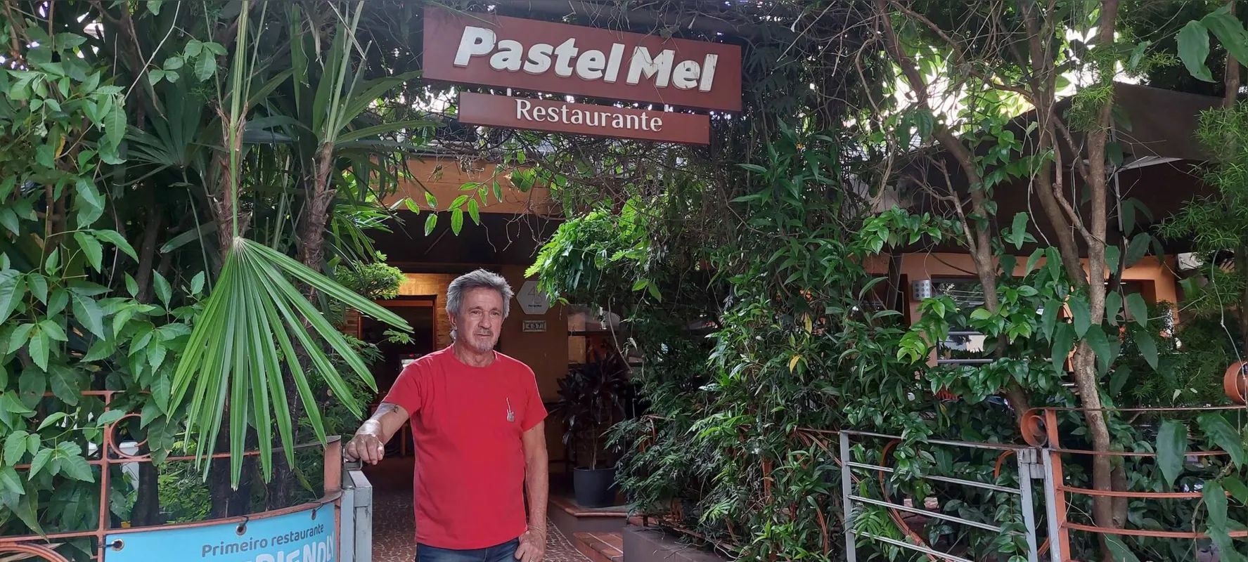 Milton Pavan, fundador e proprietário do Pastel Mel, hoje localizado no coração da Avenida Higienópolis