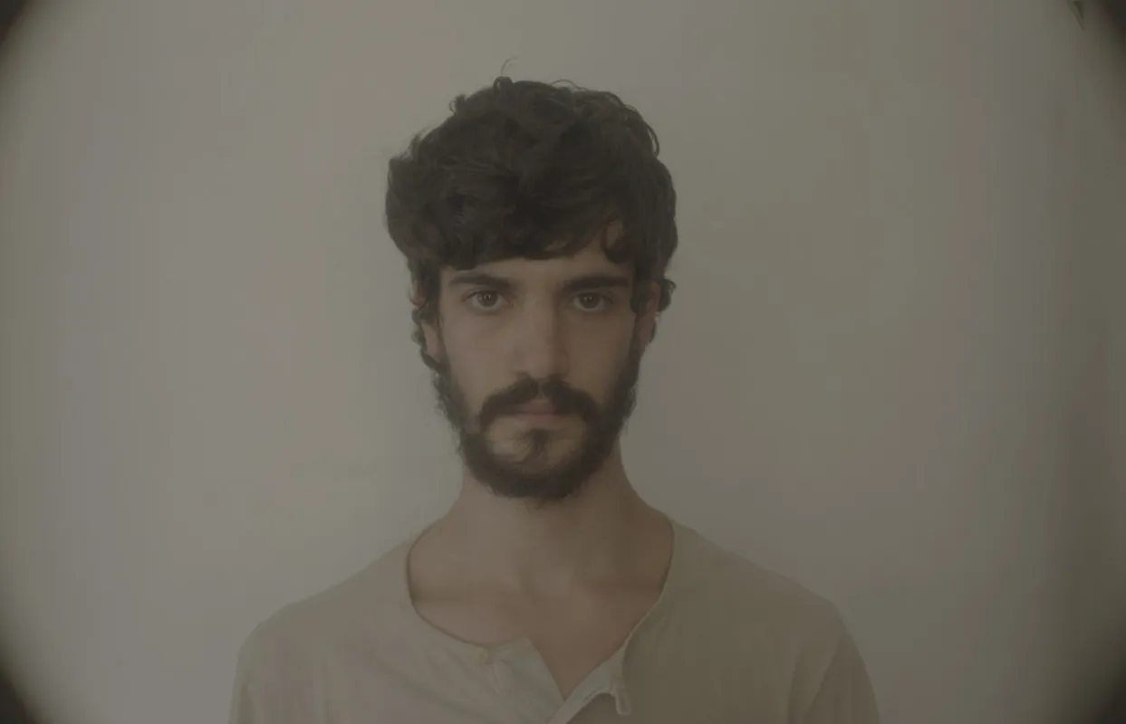O filme "Zé", de Rafael Conde, que abre a 17ª Mostra BH, é uma ficção inspirada na vida do militante de esquerda José Carlos da Mata Machado, morto pela ditadura militar em 1973