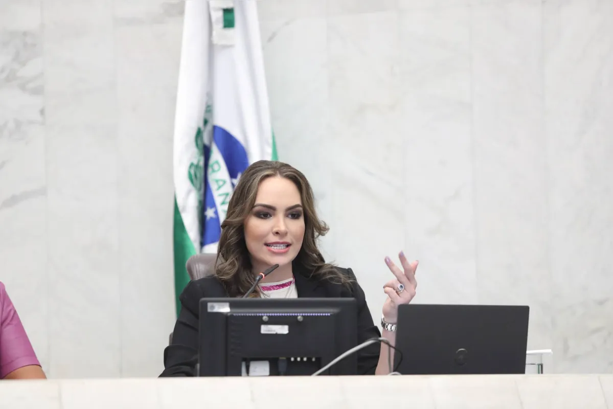 “O mês das mulheres é mais do que uma comemoração, é um convite para a sociedade refletir, reconhecer e se unir por mudanças", afirma a deputada estadual Maria Victoria (PP)