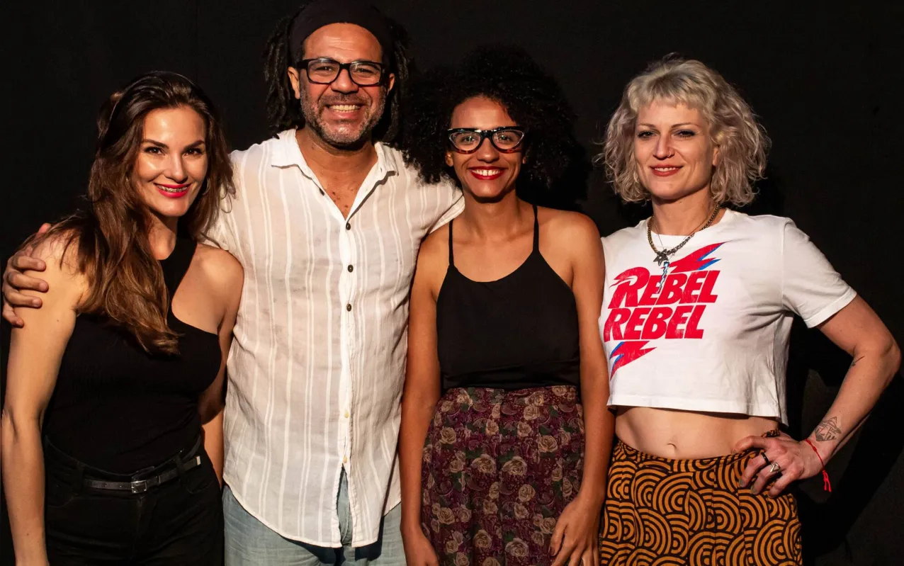 Cigarra, o padrinho Tonho Costa, Camila Cardoso e Nara Sacca