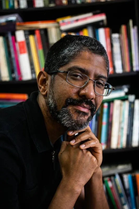 Jeferson Tenório: autor de O Avesso da Pele, livro premiado com o Jabuti em 2021, é professor de literatura do Ensino Médio da rede pública do RS