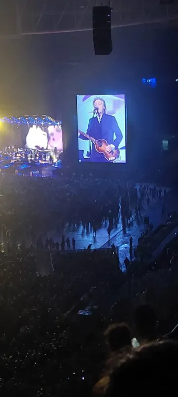Paul McCartney: performance invejável num show de cerca de três horas, com direito a bis