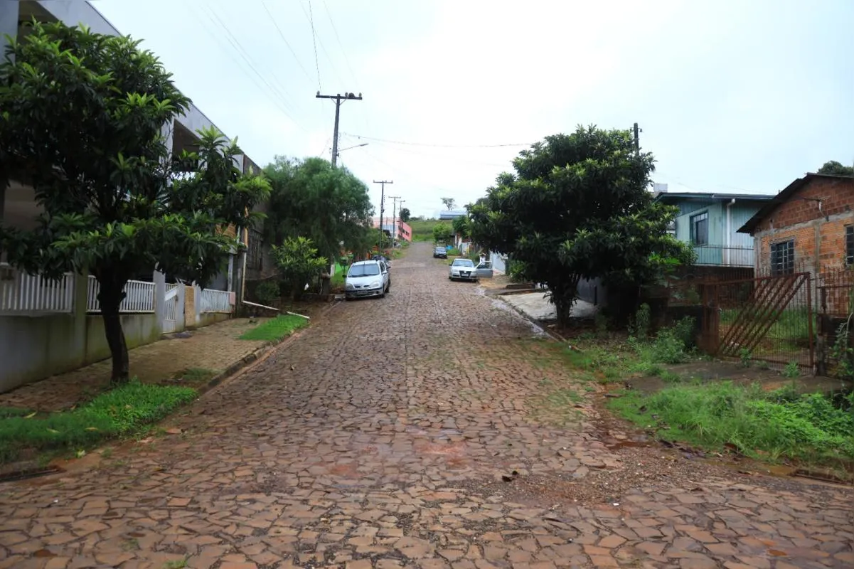 Obras de pavimentação devem beneficiar 20 bairros de Pato Branco
