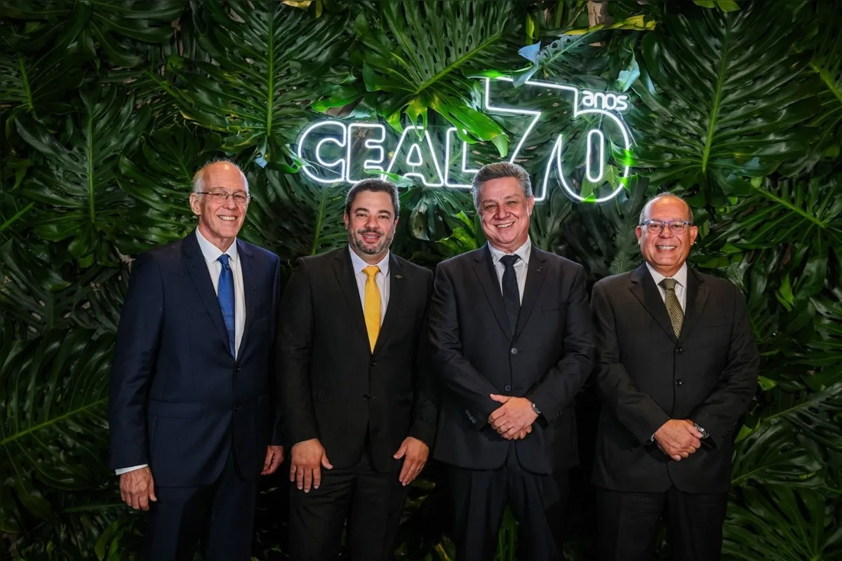 Carlos Jose Marques da Costa Branco (ex-presidente CEAL), Fabricio Bianchini (SEBRAE), Brasil Versoza  (presidente do Ceal) e Nicolás Mejía  (CEO Folha de Londrina)